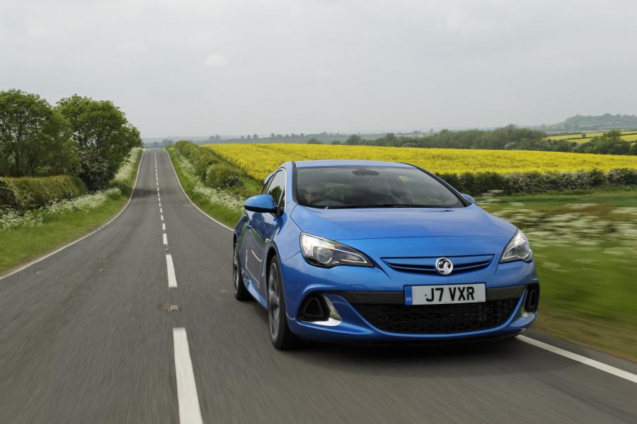  Vauxhall Astra VXR 2012 года  (фото 244 из 274)